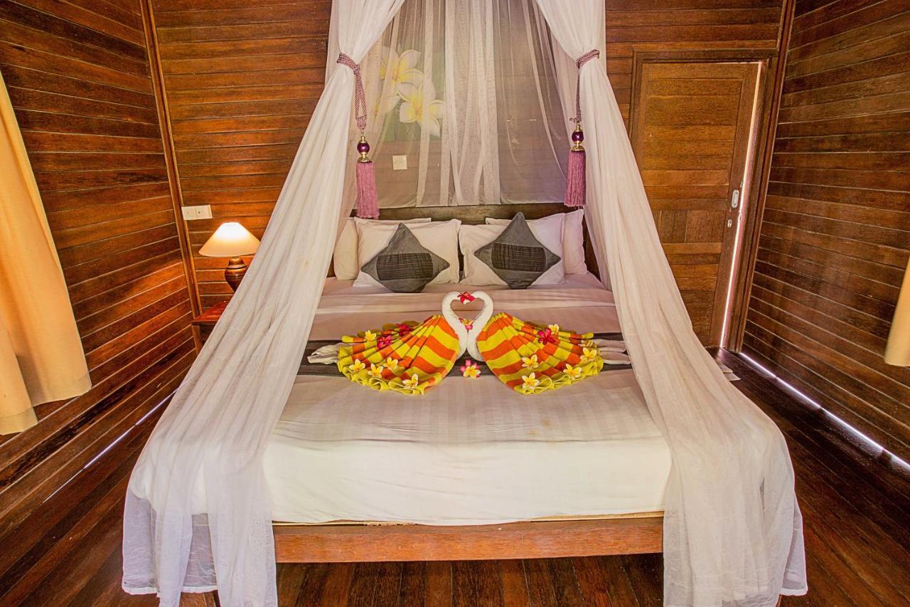 Hotel The Well House Nusa Lembongan Exterior foto